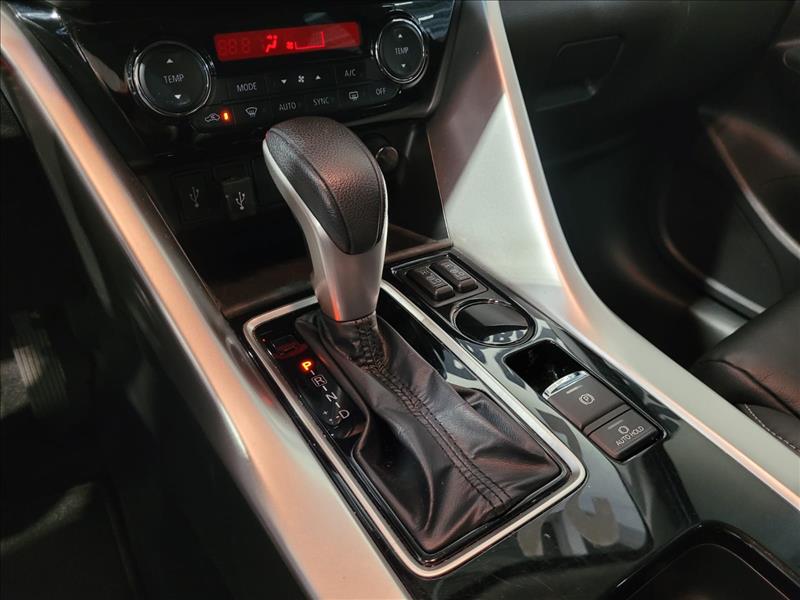 Mitsubishi-ECLIPSE CROSS-1.5 Mivec Turbo Hpe-s
