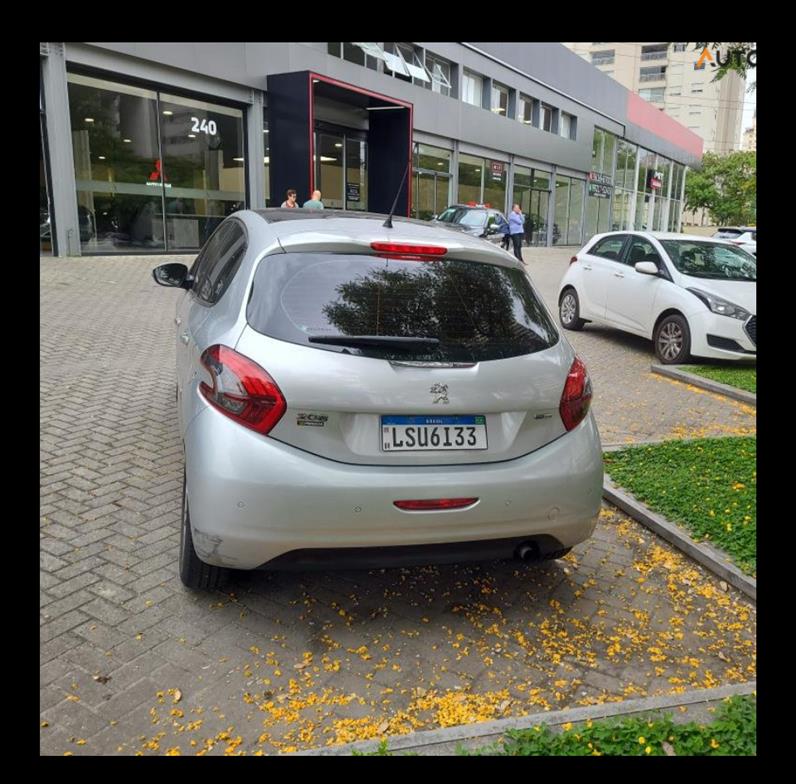 Peugeot-208-1.2 Allure 12V