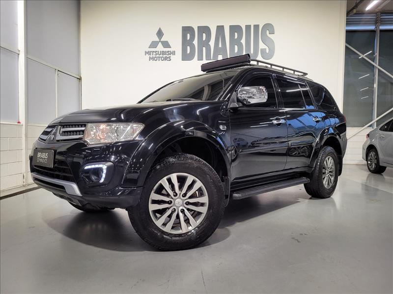 Mitsubishi-PAJERO-3.5 HPE 4X4 7 Lugares V6 24V