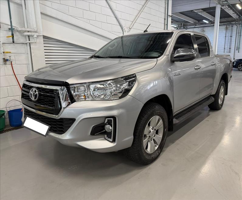 Toyota-HILUX-2.8 SR 4X4 CD 16V
