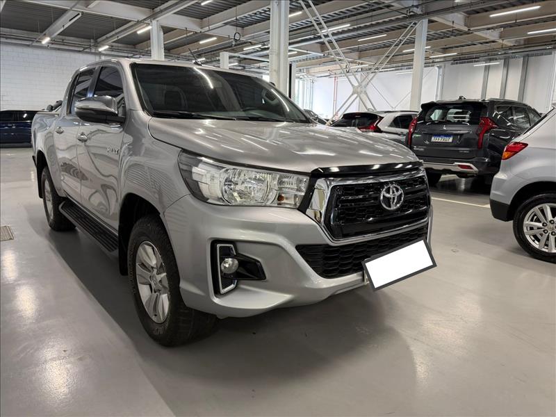 Toyota-HILUX-2.8 SR 4X4 CD 16V