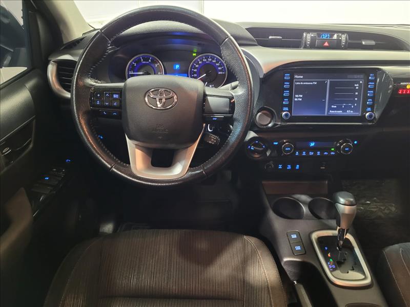 Toyota-HILUX-2.8 SR 4X4 CD 16V