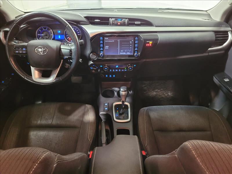 Toyota-HILUX-2.8 SR 4X4 CD 16V