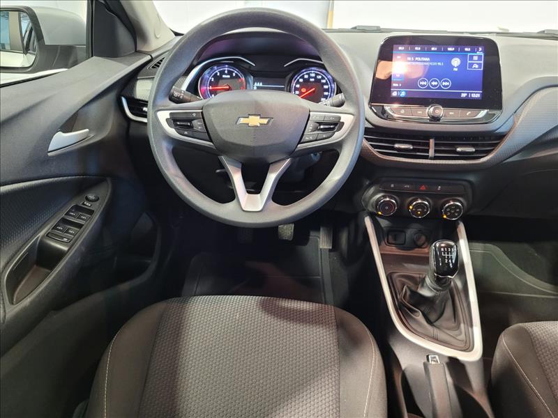 GM - Chevrolet-ONIX-1.0 Turbo LT