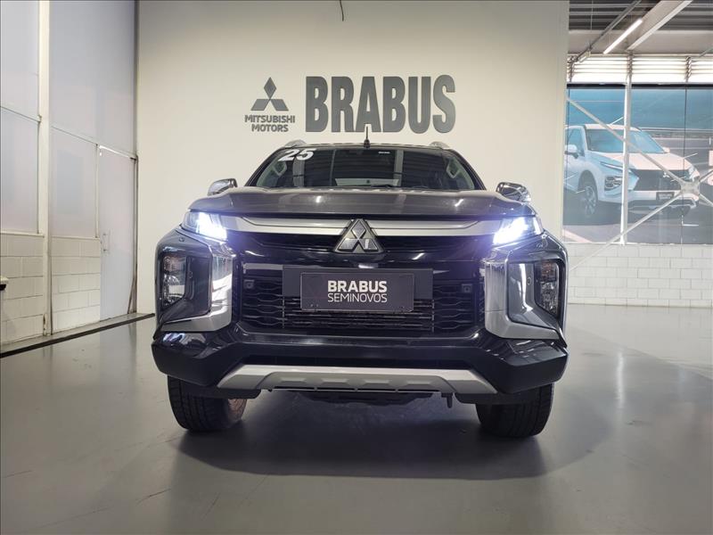 Mitsubishi-L200 TRITON-2.4 16V Turbo Sport Hpe-s CD 4X4