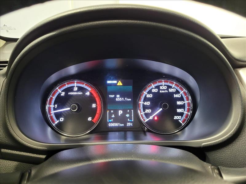 Mitsubishi-L200 TRITON-2.4 16V Turbo Sport HPE CD 4X4