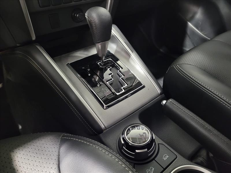 Mitsubishi-L200 TRITON-2.4 16V Turbo Sport HPE CD 4X4