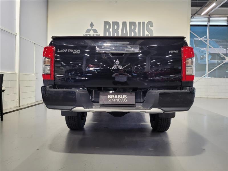 Mitsubishi-L200 TRITON-2.4 16V Turbo Sport HPE CD 4X4