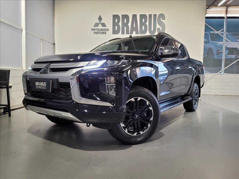 Mitsubishi-L200 TRITON-2.4 16V Turbo Sport HPE CD 4X4