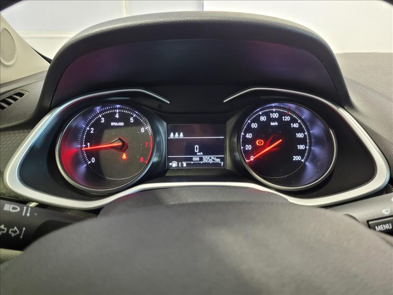 GM - Chevrolet-ONIX-1.0 Plus LT