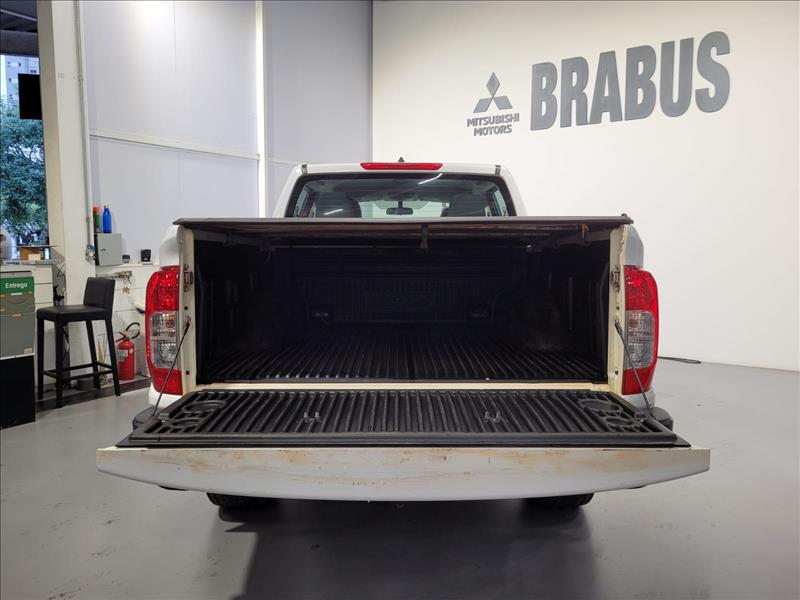 Nissan-FRONTIER-2.3 16V Turbo S CD 4X4