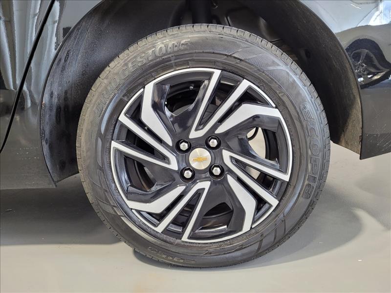 GM - Chevrolet-ONIX-1.0 Plus LT