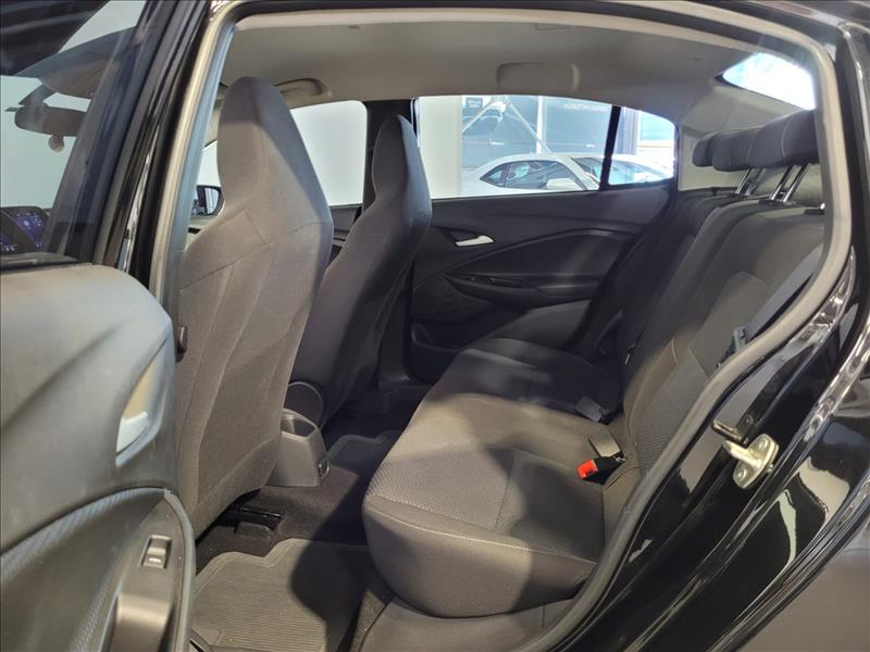 GM - Chevrolet-ONIX-1.0 Plus LT