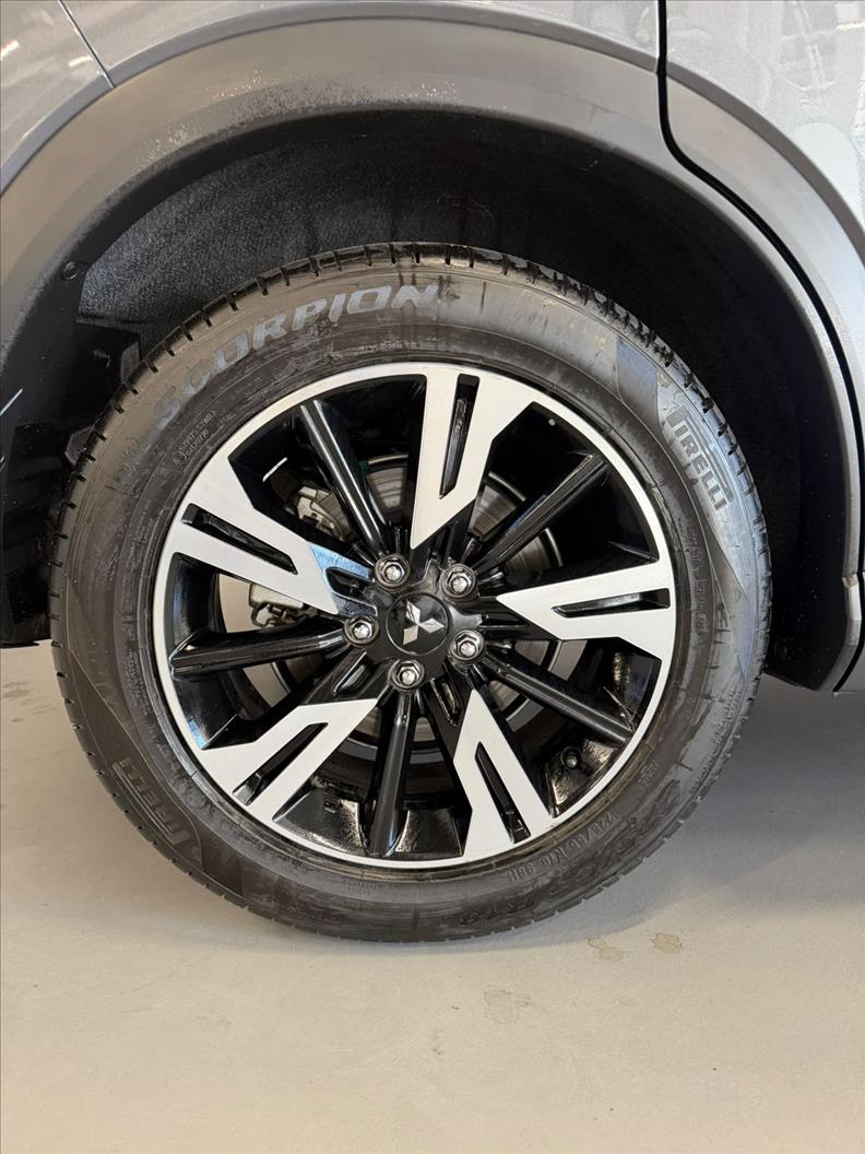 Mitsubishi-ECLIPSE CROSS-1.5 Mivec Turbo HPE