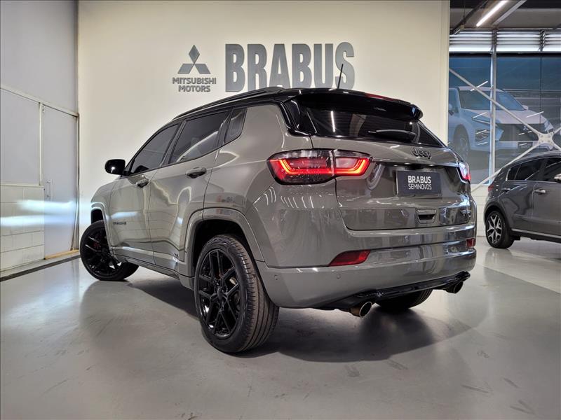 Jeep-COMPASS-2.0 Hurricane 4 Turbo Blackhawk