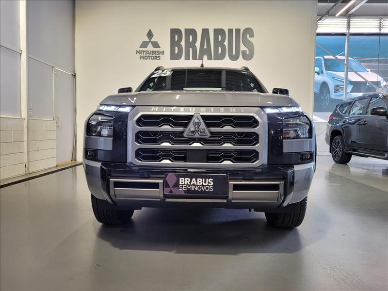 Mitsubishi-TRITON-2.4 Biturbo CD Katana 4X4