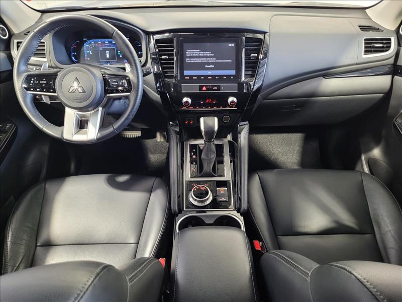 Mitsubishi-PAJERO SPORT-2.4 16V Mivec Turbo Legend AWD