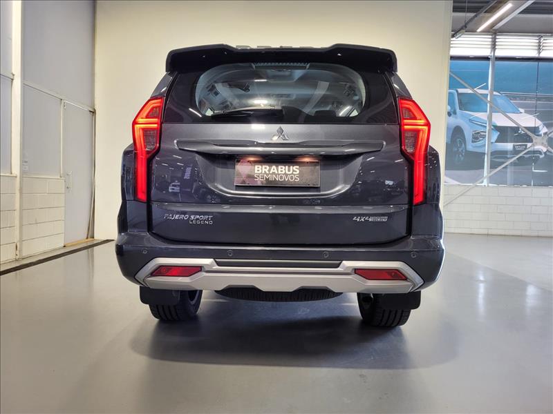 Mitsubishi-PAJERO SPORT-2.4 16V Mivec Turbo Legend AWD