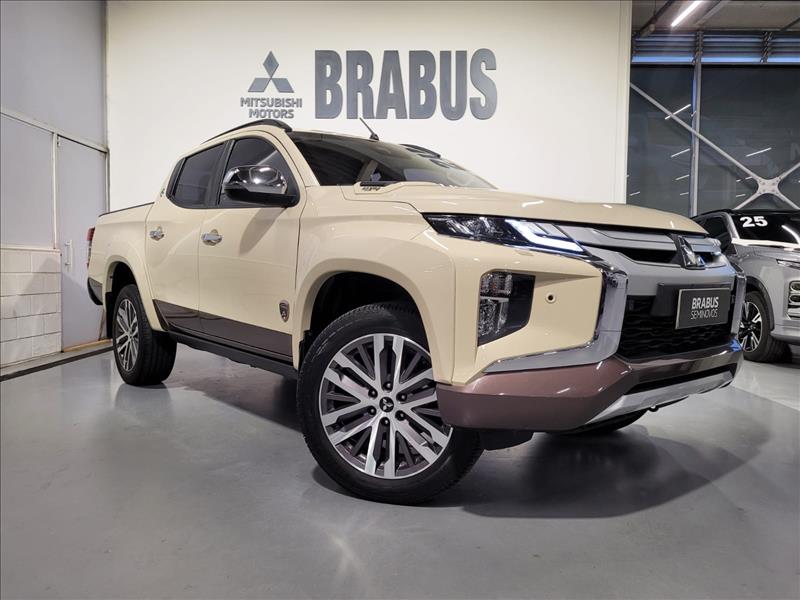 Mitsubishi-L200 TRITON-2.4 16V Turbo Sport Hpe-s Terra CD 4X4