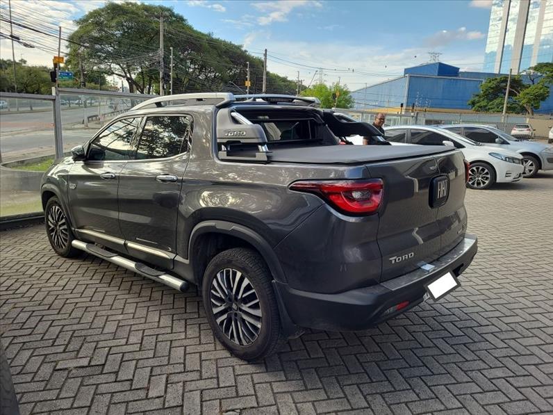 Fiat-TORO-2.2 Turbo Ranch 4WD