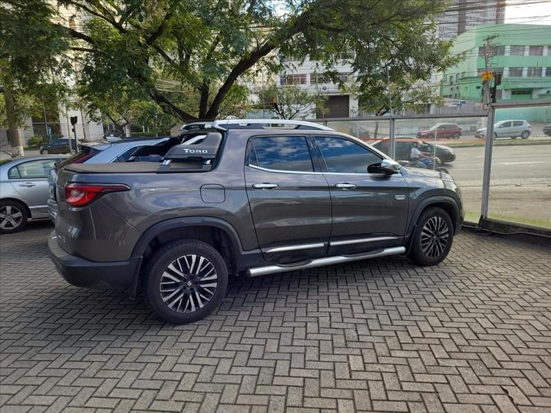 Fiat-TORO-2.2 Turbo Ranch 4WD