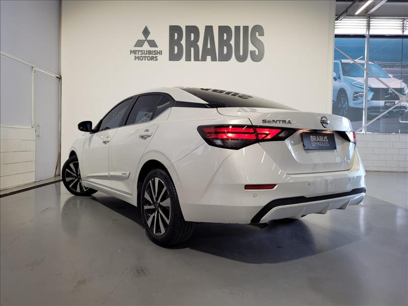 Nissan-SENTRA-2.0 16V Advance