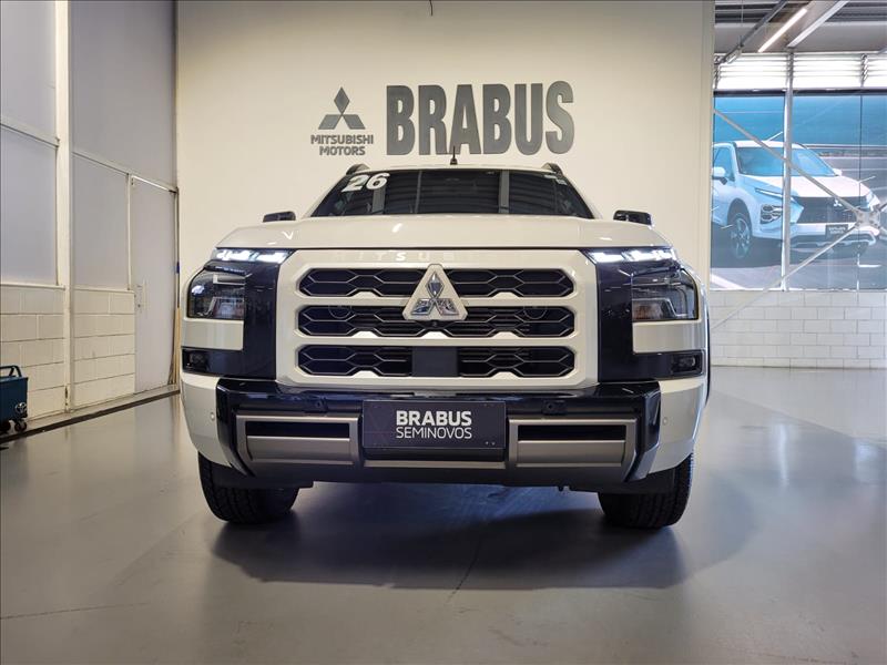 Mitsubishi-TRITON-2.4 Biturbo CD Katana 4X4