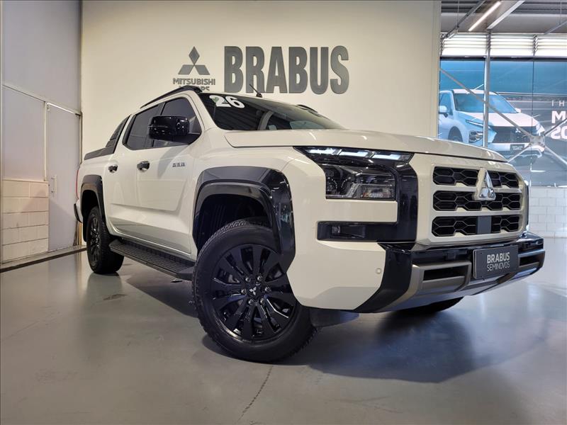 Mitsubishi-TRITON-2.4 Biturbo CD Katana 4X4