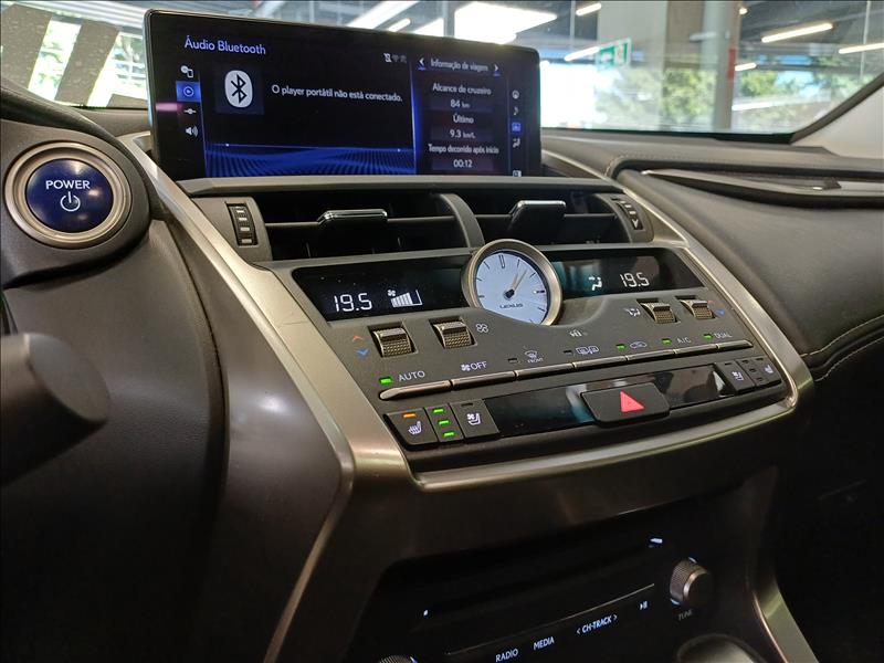 Lexus-NX 300H-2.5 16V VVT-I Hybrid Luxury AWD