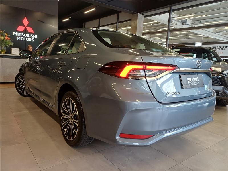 Toyota-COROLLA-2.0 Vvt-ie Altis
