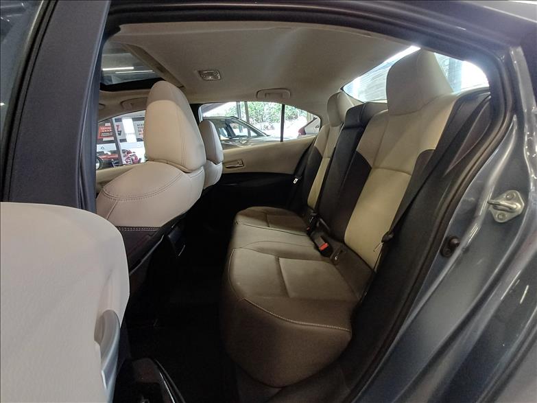 Toyota-COROLLA-2.0 Vvt-ie Altis