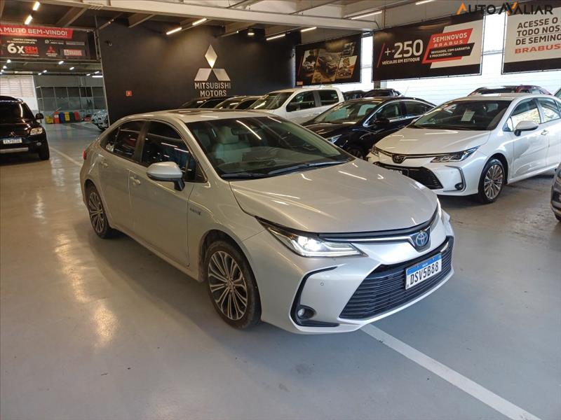 Toyota-COROLLA-2.0 Vvt-ie Altis