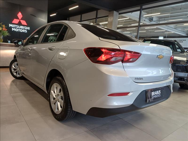 GM - Chevrolet-ONIX-1.0 Plus LT