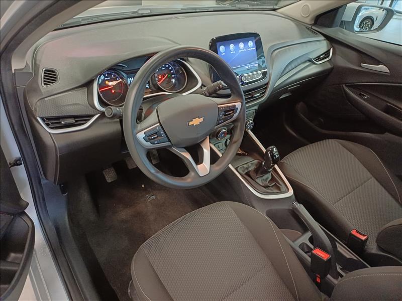 GM - Chevrolet-ONIX-1.0 Plus LT