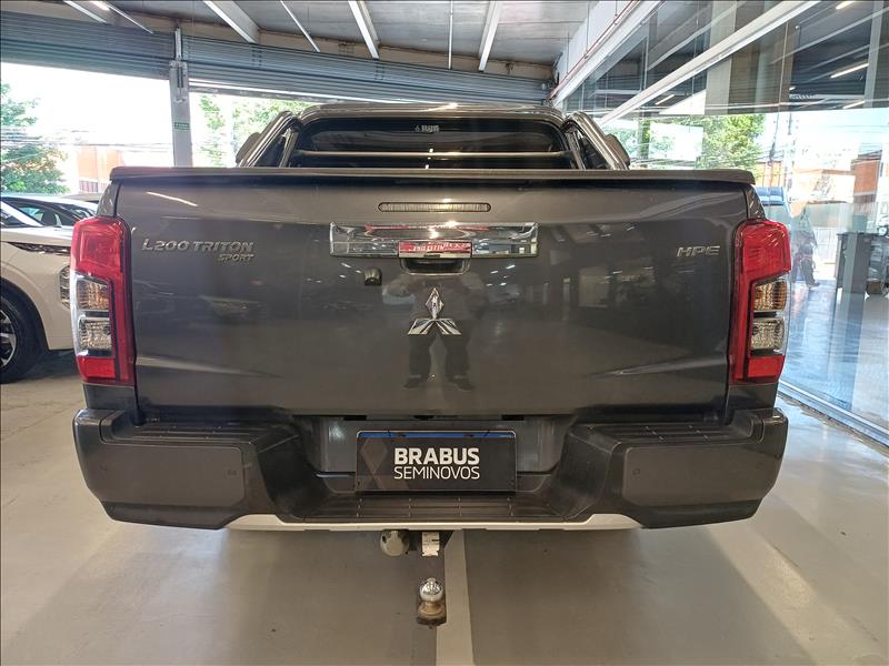 Mitsubishi-L200 TRITON-2.4 16V Turbo Sport HPE CD 4X4