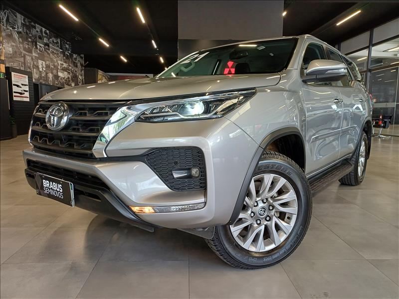 2.7 VVT-I CD SRV 4X2