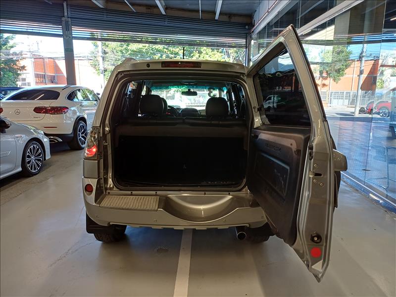 Mitsubishi-PAJERO TR4-2.0 4X4 16V 140cv