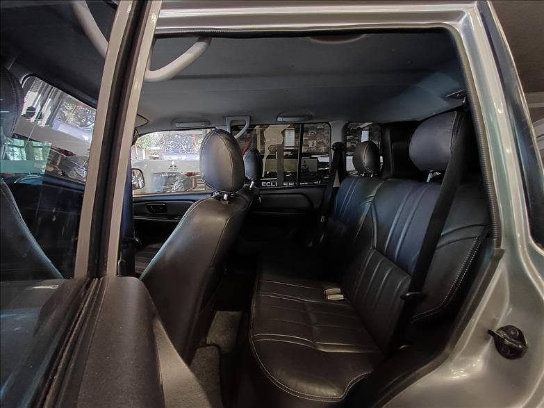 Mitsubishi-PAJERO TR4-2.0 4X4 16V 140cv
