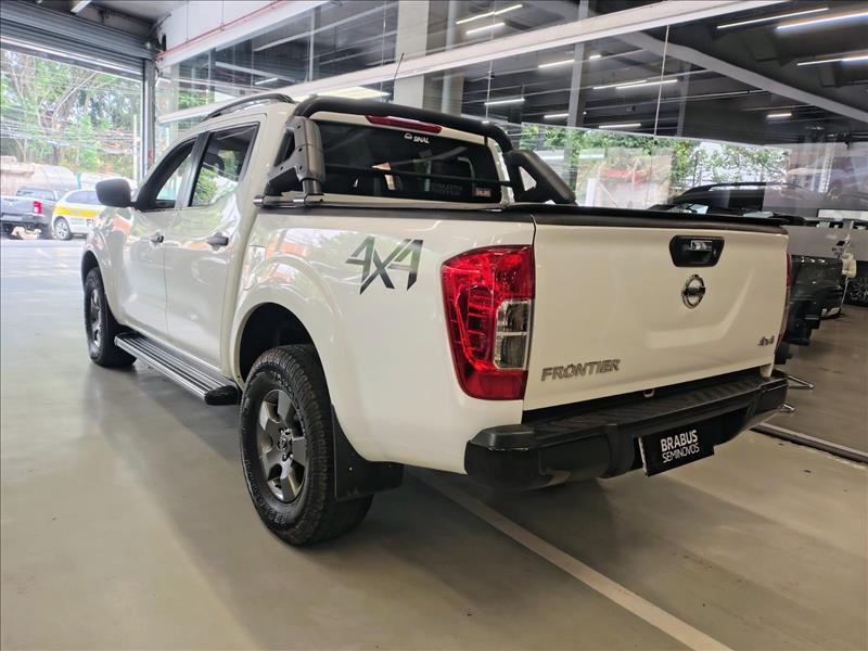 Nissan-FRONTIER-2.3 16V Turbo Attack CD 4X4