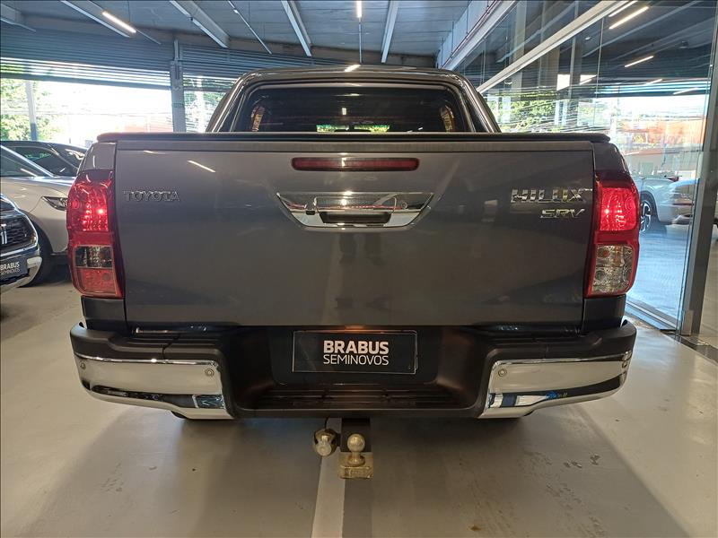 Toyota-HILUX-2.8 SRV 4X4 CD 16V