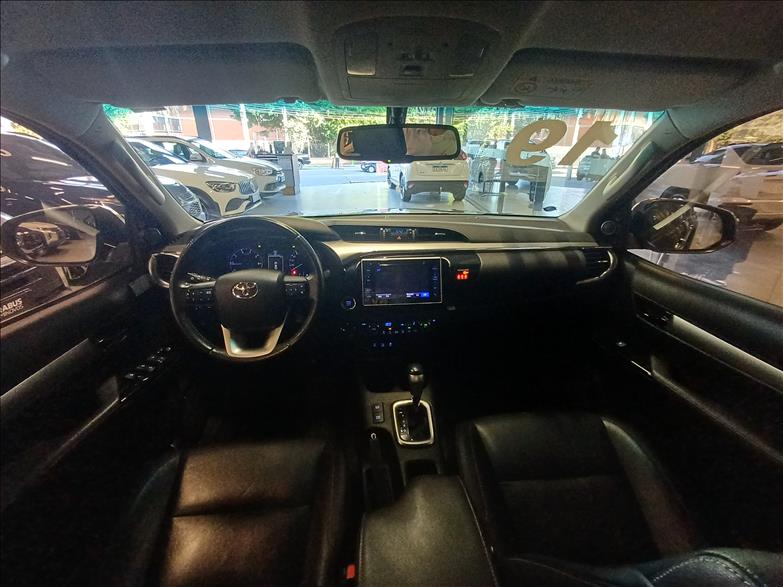 Toyota-HILUX-2.8 SRV 4X4 CD 16V