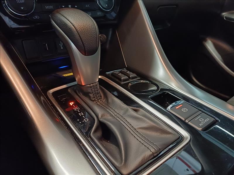 Mitsubishi-ECLIPSE CROSS-1.5 Mivec Turbo HPE Black