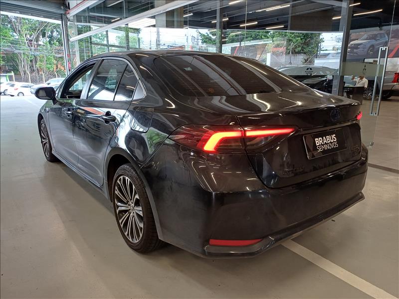 Toyota-COROLLA-1.8 VVT-I Hybrid Altis Premium