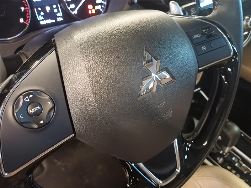 Mitsubishi-OUTLANDER-2.0 Mivec HPE