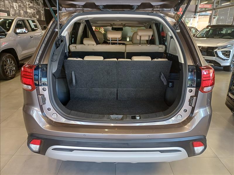 Mitsubishi-OUTLANDER-2.0 Mivec HPE