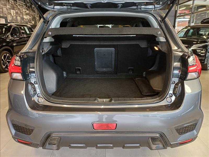 Mitsubishi-OUTLANDER SPORT-2.0 Mivec GLS