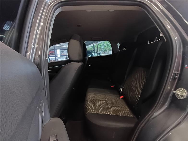 Mitsubishi-OUTLANDER SPORT-2.0 Mivec GLS