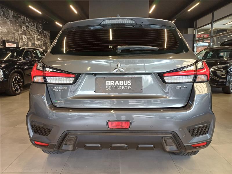 Mitsubishi-OUTLANDER SPORT-2.0 Mivec GLS