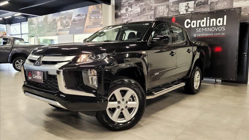 L200 TRITON 2.4 16V Turbo Sport GLS CD 4X4 L200 TRITON 2.4 16V Turbo Sport GLS CD 4X4