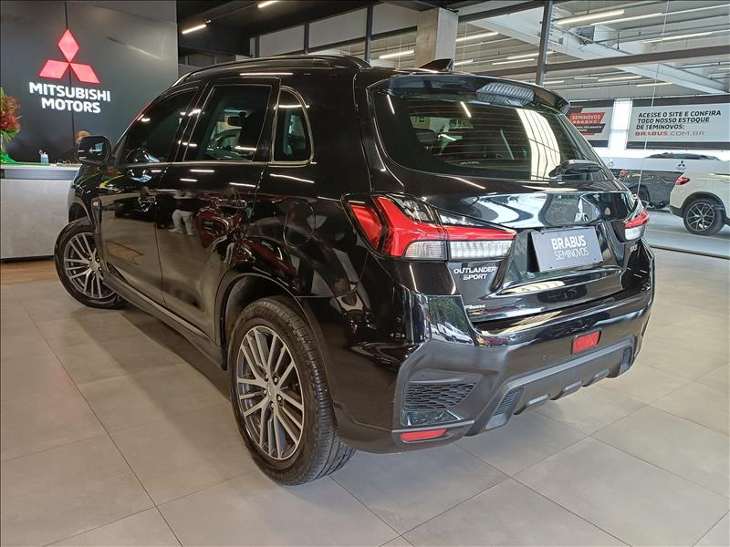 Mitsubishi-OUTLANDER SPORT-2.0 Mivec GLS